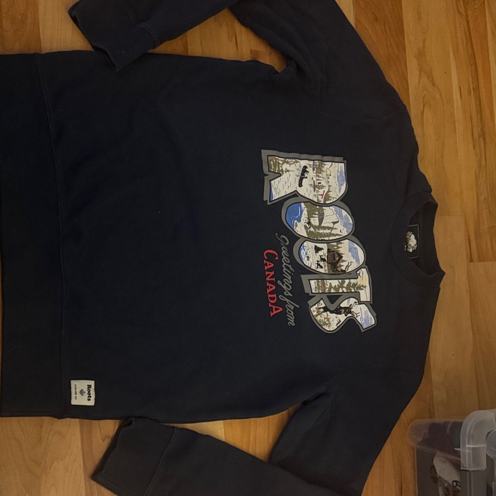 Roots Men's Navy Crewneck Sweater - Picture 3 of 3